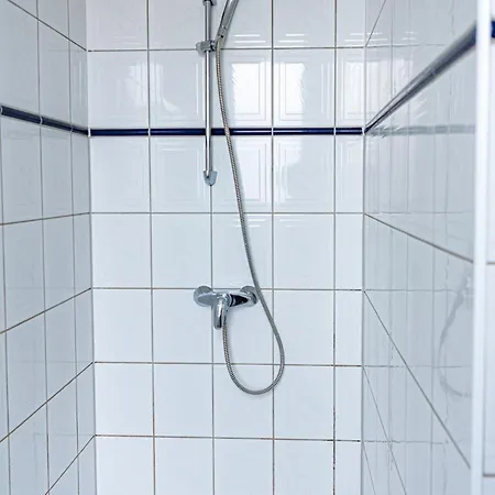 Haus Silko - In Lage - 3 Min Zum Direkt Am Kurpark Apartment Rostock